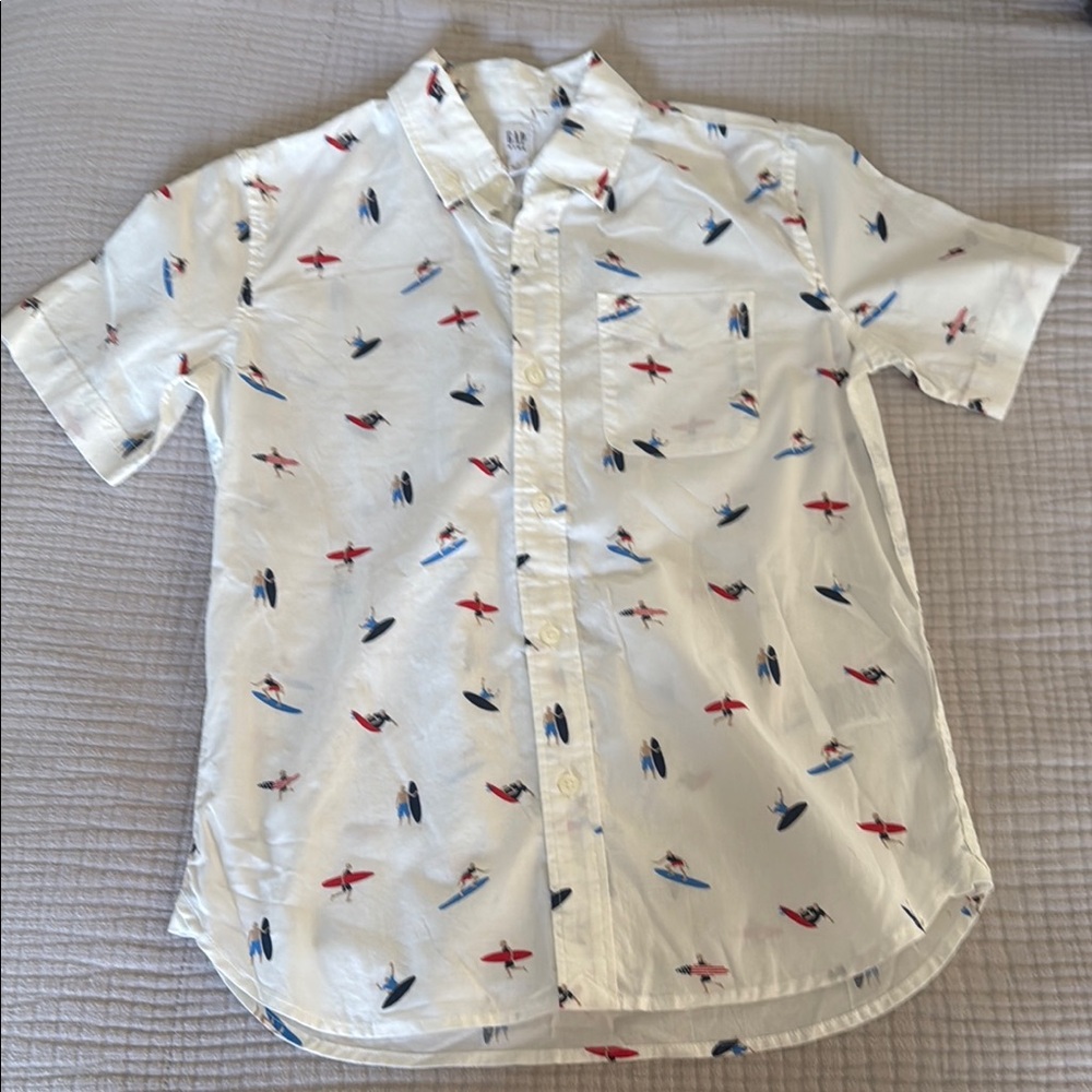 GAP Kids boys White Shirt with Surfboard Print